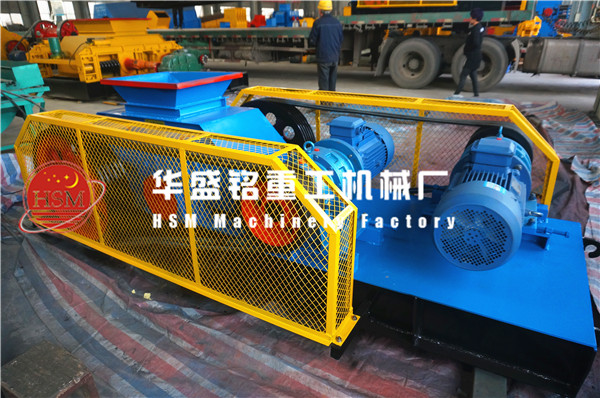 對輥破碎機(jī)制砂設(shè)備